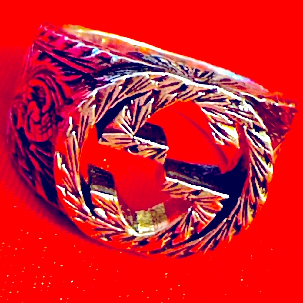 WOW POSHMARK - Authentic Gucci Sterling Silver GG Etched Ring
